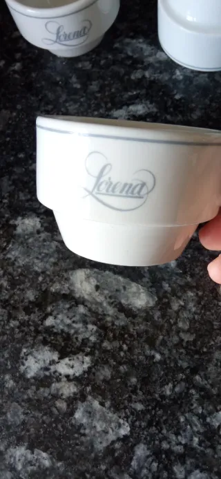 Tazas y pocillos diferentes 1€ unidad
