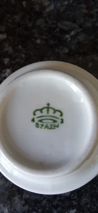 Tazas y pocillos diferentes 1€ unidad