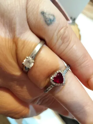 Anillo Pandora Plata 925 Corazón Rojo
