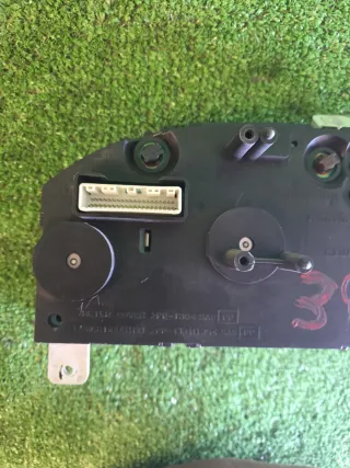 Cuadro de instrumentos Nissan Almera II