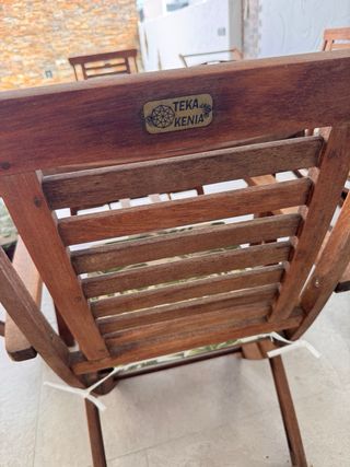 Mesa y 6 sillas de jardín teka