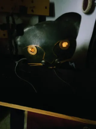 Figurilla gato madera + Portavelas de gato metal