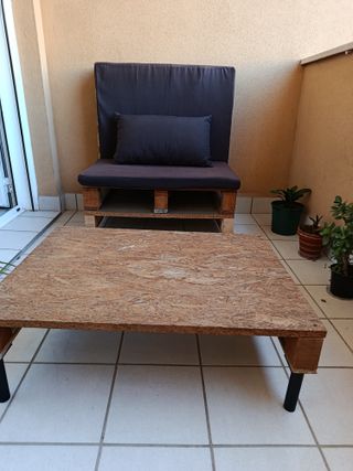 Dos Sofá y mesa de palets