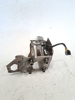 PEDAL EMBRAGUE CITROEN DS3 725373