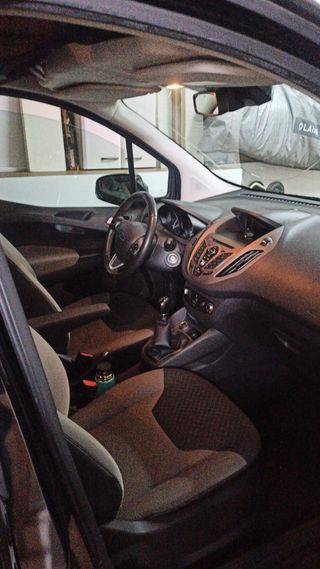 Ford Tourneo Courier 2017