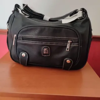 Bolso Negro 30x20x11 cm