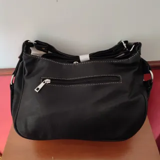 Bolso Negro 30x20x11 cm