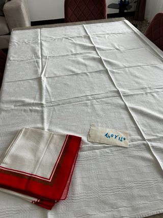 Tovaglia quadrata in cotone  con tovaglioli