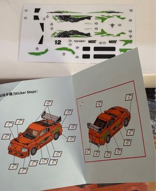 Toyota Supra 1:32 con Contenedor