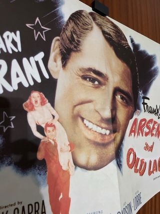 Cartel Original Arsénico por Compasión 66x46