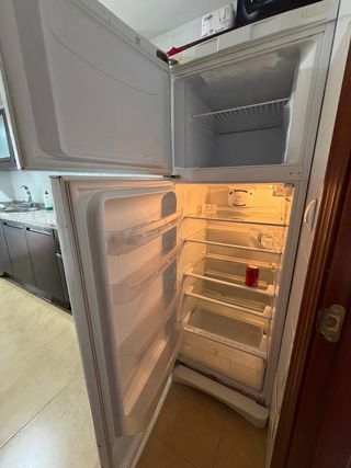 Nevera blanca Indesit