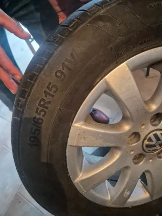 Llantas Volkswagen con neumáticos
