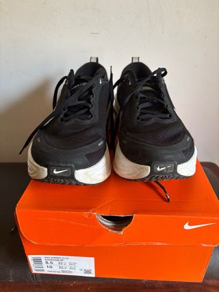 Nike Vomero plus ZoomX