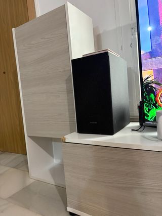 Mueble TV moderno madera y blanco