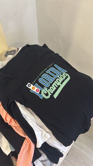 Camisetas de mujer y niña a 1€