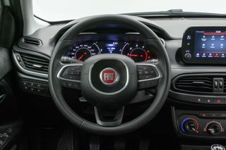 FIAT Tipo 1.3 MULTIJET MIRROR 5P