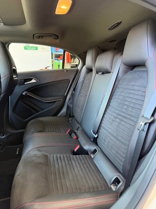 Mercedes-Benz Clase A200d AMG 2018