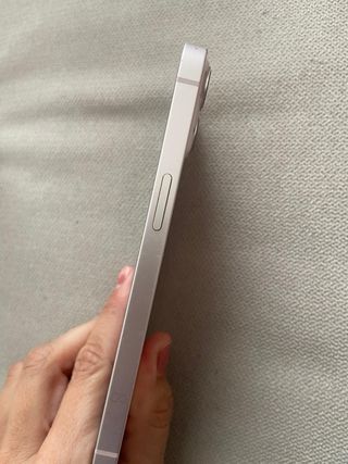 Iphone 13 color rosa palo, 128 GB perfecto