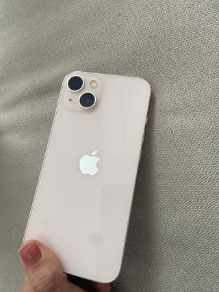 Iphone 13 color rosa palo, 128 GB perfecto