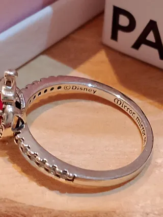 Anillo Pandora Corazón Disney Rojo