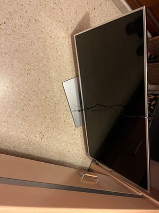 Smart TV Negro y Gris