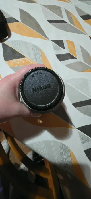 Cámara Nikon con objetivo