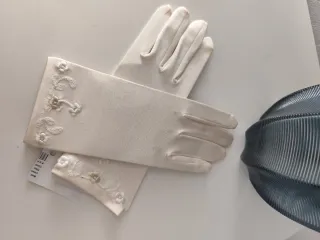 Guantes de seda marfil