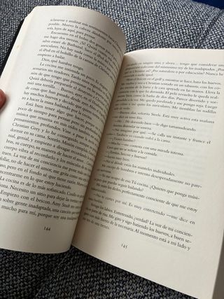 CINCUENTA SOMBRAS DE GREY