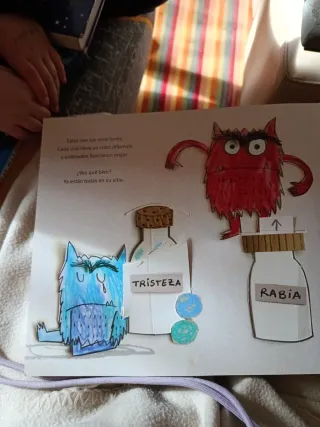 El Monstruo de Colores, un libro pop-up