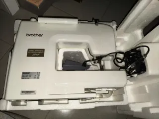 Máquina de coser Brother