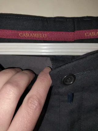 Pantalón de pinzas Caramelo negro