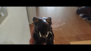 Figura Pantera Negra Cuero Años 80