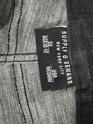 Jeans Supply & Demand neri