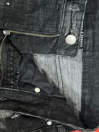 Jeans Supply & Demand neri