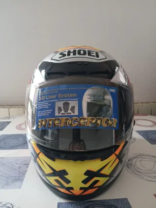 Casco Shoei Roberto Locatelli arai
