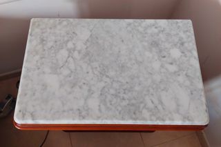 Pareja Mesitas Noche Mármol y Marquetería