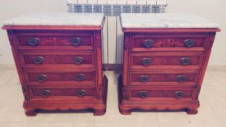 Pareja Mesitas Noche Mármol y Marquetería