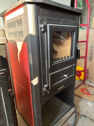 Stufa a legna Konzul 8/9Kw