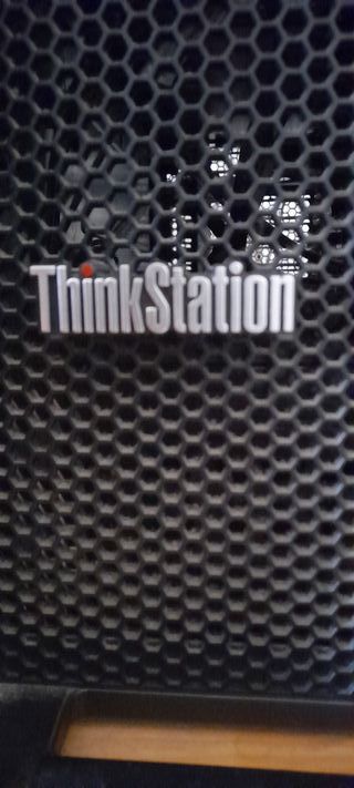 PC sobremesa Sistema Mac Pro (2017) macOS Mojav