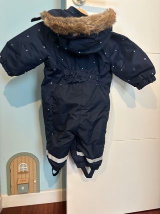 Buzo de invierno para bebé azul con estrellas