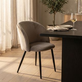 Sedia Pranzo Imbottita Velluto e Metallo Tortora