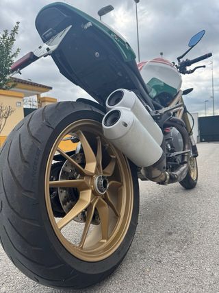 Ducati Monster 1100 EVO Oro, Roja, Blanca, Verde