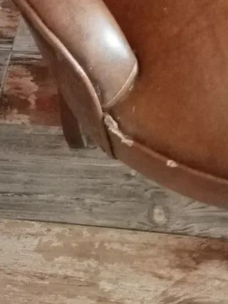 Conjunto antiguo: 2 sillones y mesa