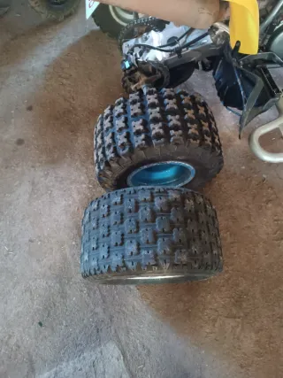 Suzuki  LTZ  400