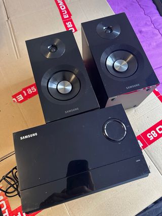 Microcadena Samsung CD/Radio/AUX/USB Negra