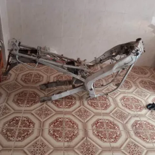 Yamaha TZR 50 RR 1999 Chasis con papeles)