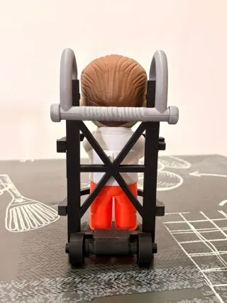 Action Figure Hannibal Lecter con Carrello