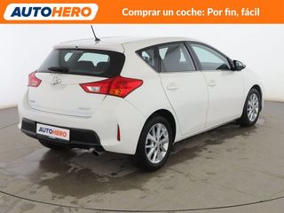 Toyota Auris 2.0 D-4D Active
