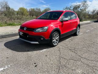 Volkswagen Cross Polo 2015