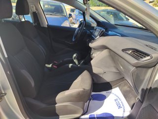 Peugeot 208 2013